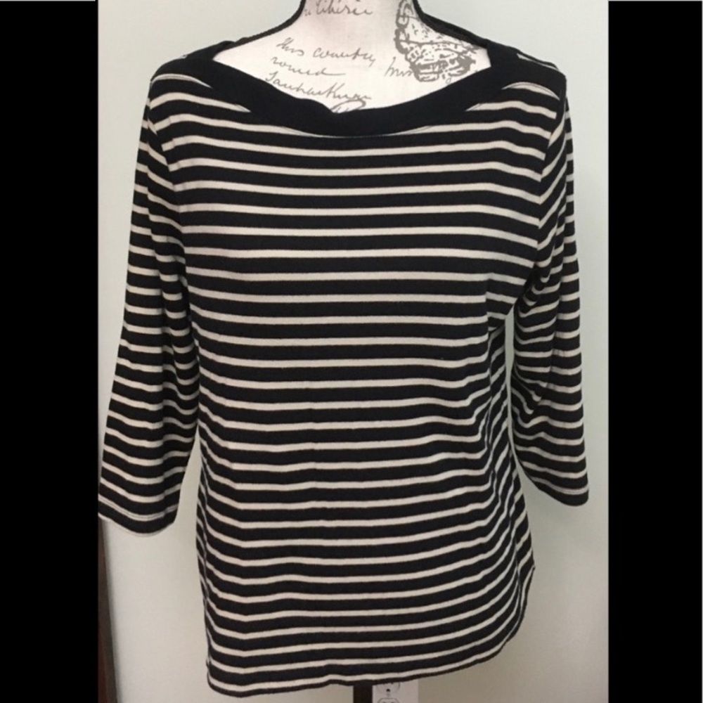 Black and Cream striped top Sz large